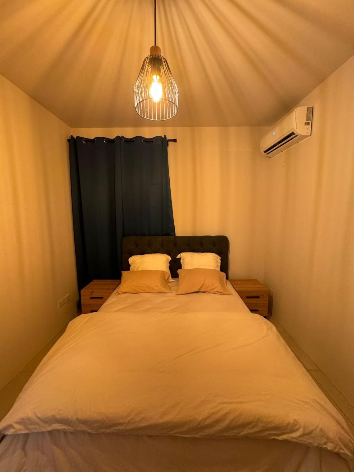 Cozy And Newly Furnished In Near The Centre And The *