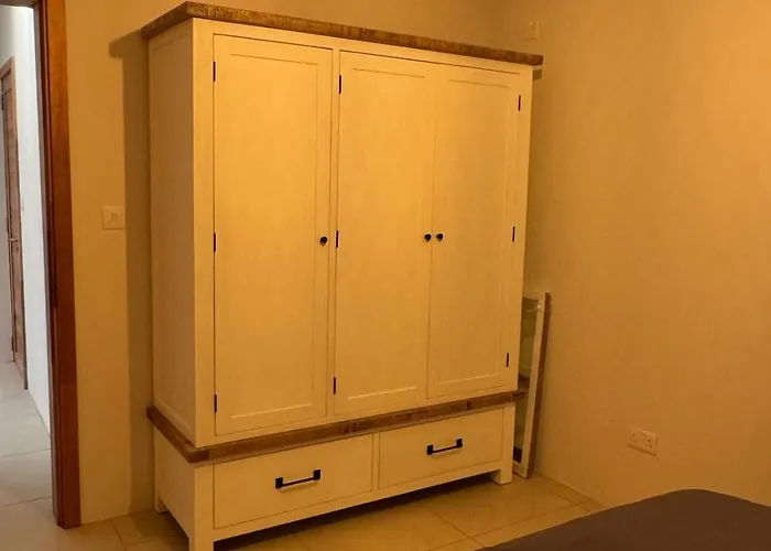 Cozy And Newly Furnished Apartment In Flic En Flac Near The Centre And The Beach